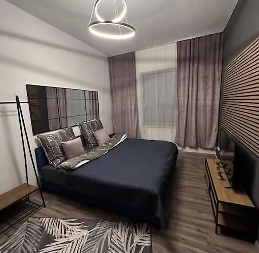 3 Mitten In Altstadt - *