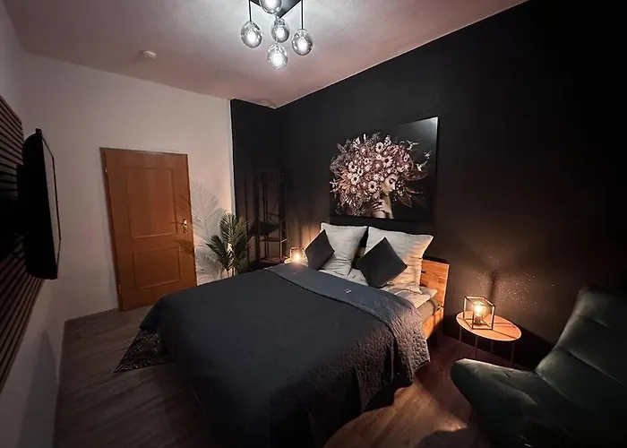 3 Mitten In Altstadt - * 科布倫茨